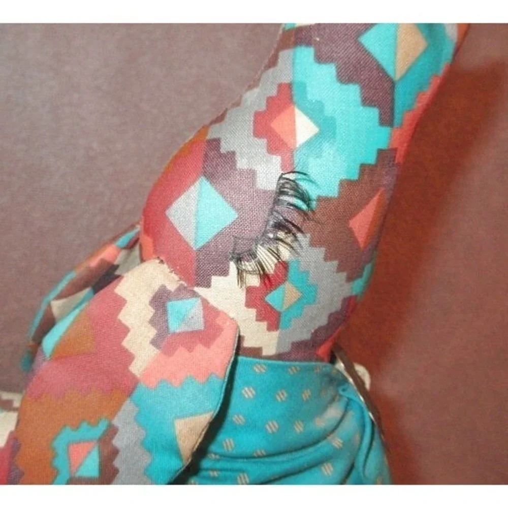 American Vintage stuffed howling